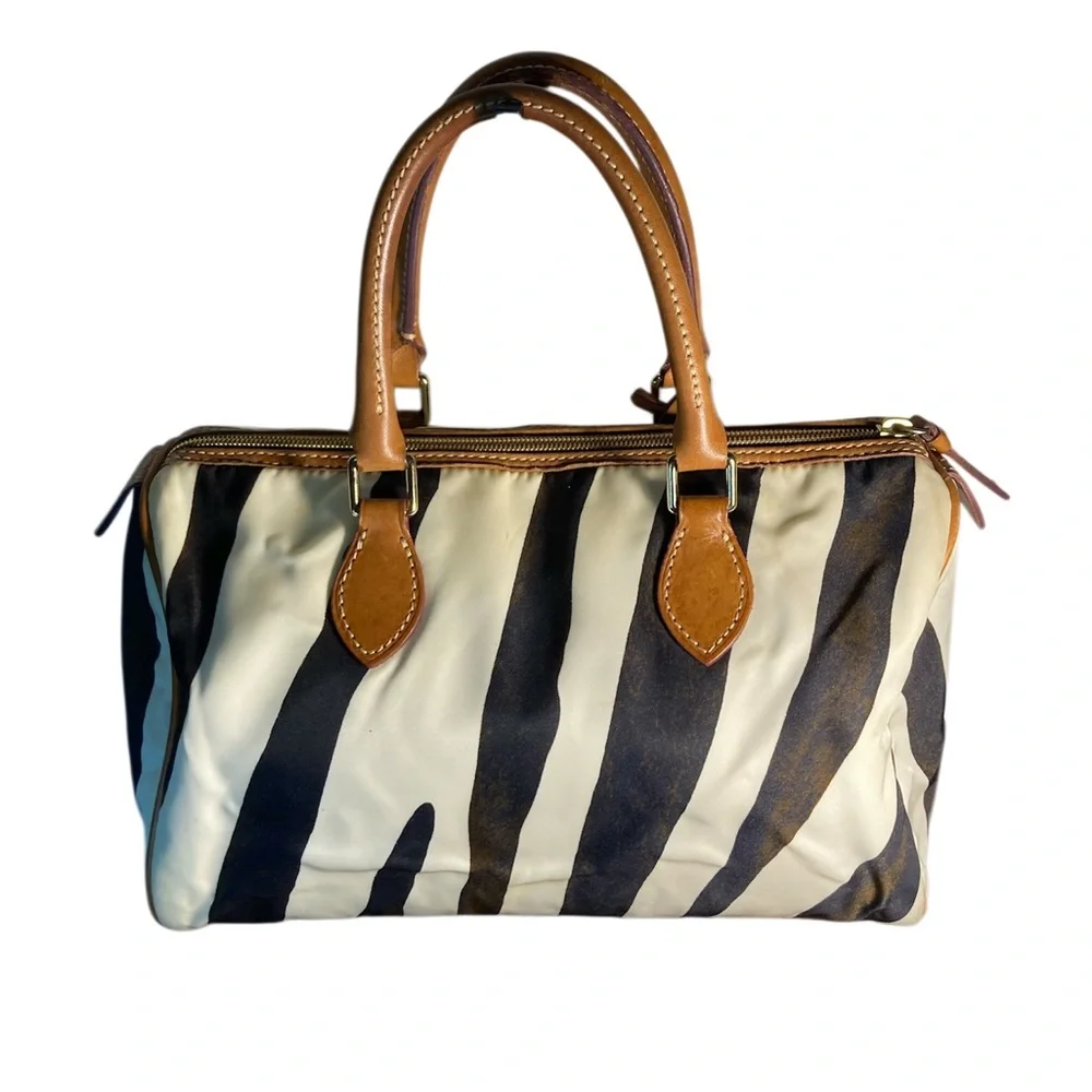 Dooney & Bourke elevate your